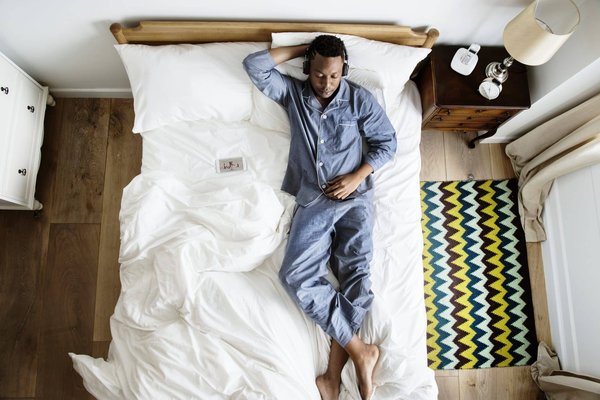 Comment bien choisir votre pyjama satin pour homme ?