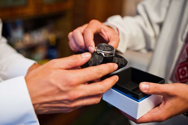 Comment entretenir une boite à montres ?